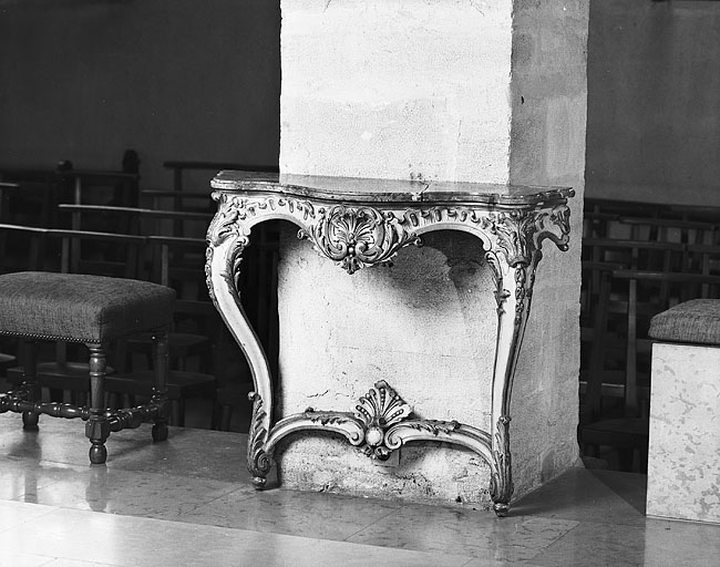 Vue d'ensemble d'une crédence. © Yves Sancey / Région Bourgogne-Franche-Comté, Inventaire du patrimoine - 1982