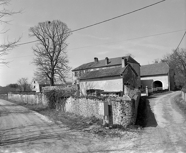 Vue d'ensemble. © Yves Sancey / Région Bourgogne-Franche-Comté, Inventaire du patrimoine - 1982