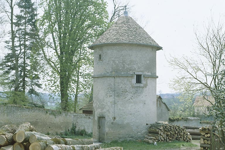 Vue d'ensemble. © Yves Sancey / Région Bourgogne-Franche-Comté, Inventaire du patrimoine - 1982