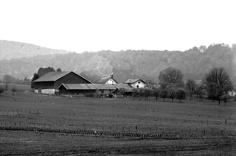 Vue d'ensemble. © Bernard Lardière / Région Bourgogne-Franche-Comté, Inventaire du patrimoine - 1982