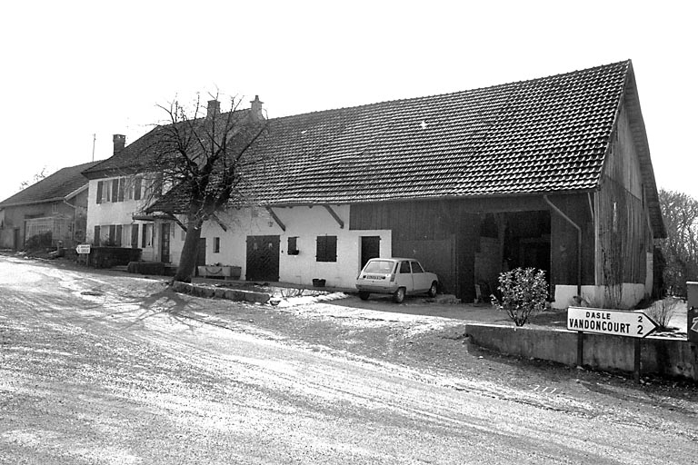 Vue d'ensemble. © Bernard Lardière / Région Bourgogne-Franche-Comté, Inventaire du patrimoine - 1982
