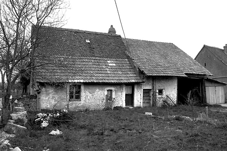 Vue d'ensemble. © Bernard Lardière / Région Bourgogne-Franche-Comté, Inventaire du patrimoine - 1982