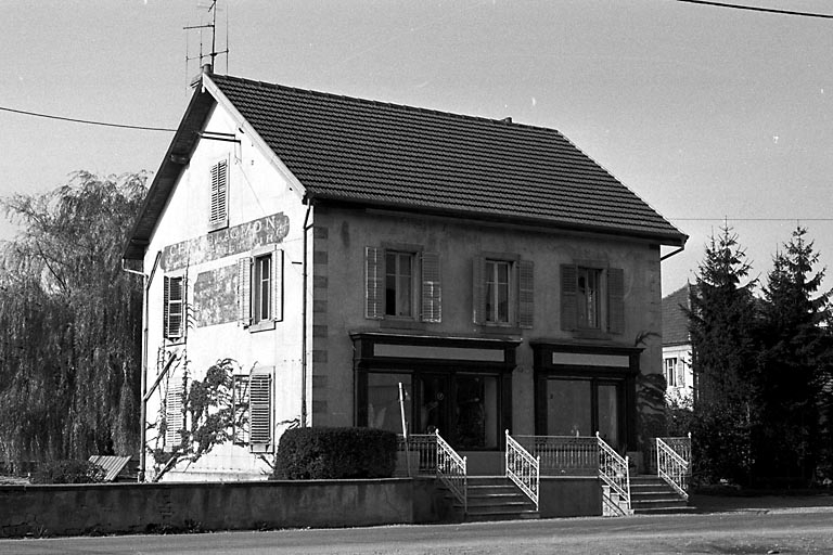 Vue d'ensemble. © Bernard Lardière / Région Bourgogne-Franche-Comté, Inventaire du patrimoine - 1983