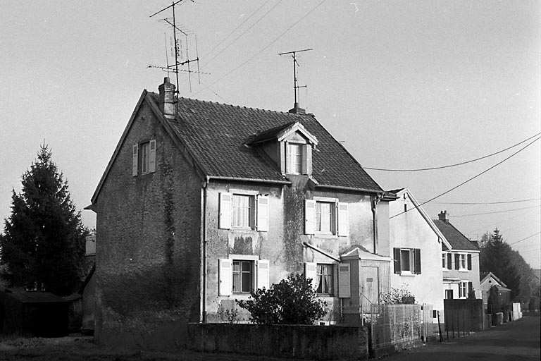 Vue d'ensemble. © Bernard Lardière / Région Bourgogne-Franche-Comté, Inventaire du patrimoine - 1983