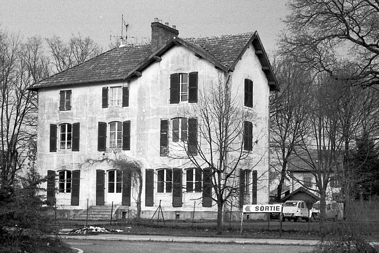 Vue d'ensemble. © Bernard Lardière / Région Bourgogne-Franche-Comté, Inventaire du patrimoine - 1983