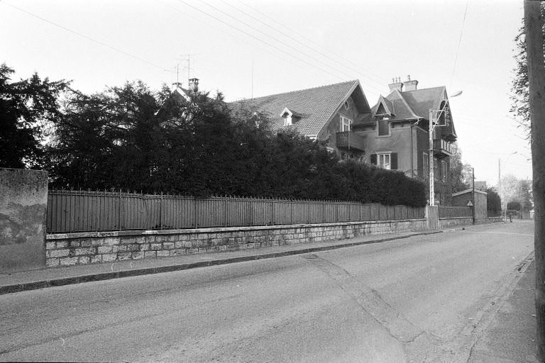 Vue générale. © Bernard Lardière / Région Bourgogne-Franche-Comté, Inventaire du patrimoine - 1983