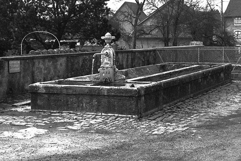 Vue d'ensemble. © Bernard Lardière / Région Bourgogne-Franche-Comté, Inventaire du patrimoine - 1983
