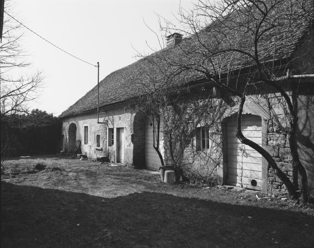 Façade antérieure. © Yves Sancey / Région Bourgogne-Franche-Comté, Inventaire du patrimoine - 1983