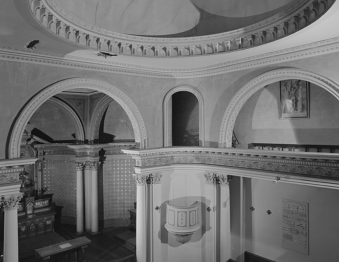 Chapelle II, partie droite du vaisseau vue depuis la tribune. © Yves Sancey / Région Bourgogne-Franche-Comté, Inventaire du patrimoine - 1983