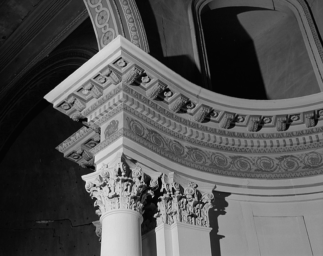 Chapelle II, détail de l'entablement du vaisseau. © Yves Sancey / Région Bourgogne-Franche-Comté, Inventaire du patrimoine - 1983
