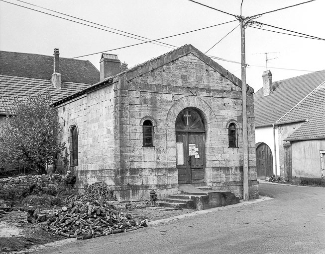 Vue de trois quarts gauche. © Yves Sancey / Région Bourgogne-Franche-Comté, Inventaire du patrimoine - 1983