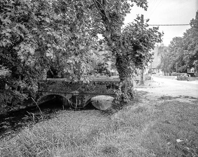 Face aval. © Yves Sancey / Région Bourgogne-Franche-Comté, Inventaire du patrimoine - 1984