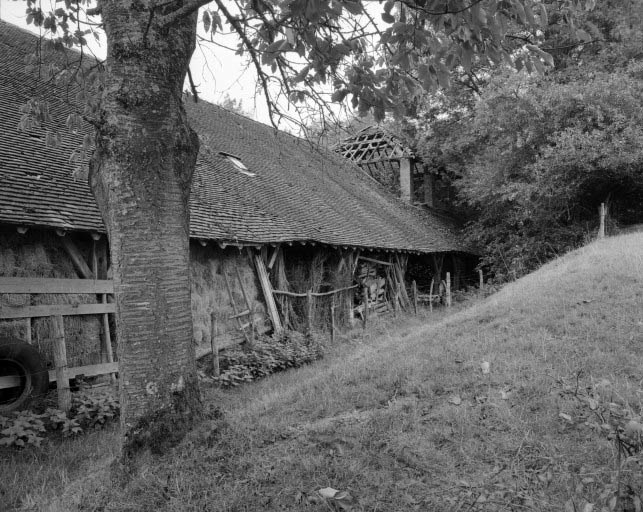 Pièce de séchage et four industriel depuis le sud-est. © Yves Sancey / Région Bourgogne-Franche-Comté, Inventaire du patrimoine - 1984