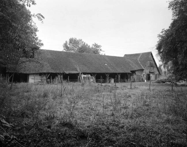 Pièce de séchage depuis le nord-ouest. © Yves Sancey / Région Bourgogne-Franche-Comté, Inventaire du patrimoine - 1984