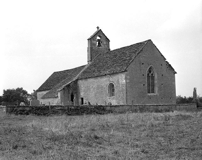 Face droite et chevet. © Yves Sancey / Région Bourgogne-Franche-Comté, Inventaire du patrimoine - 1984