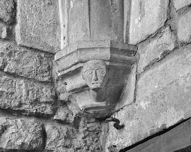 2e chapelle droite : culot. © Yves Sancey / Région Bourgogne-Franche-Comté, Inventaire du patrimoine - 1984