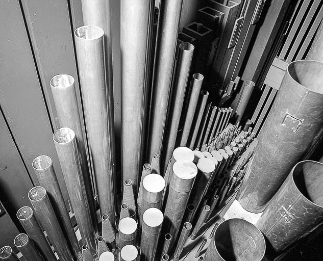 Tuyaux du récit vus de trois quarts droit en plongée. © Jérôme Mongreville / Région Bourgogne-Franche-Comté, Inventaire du patrimoine - 1985