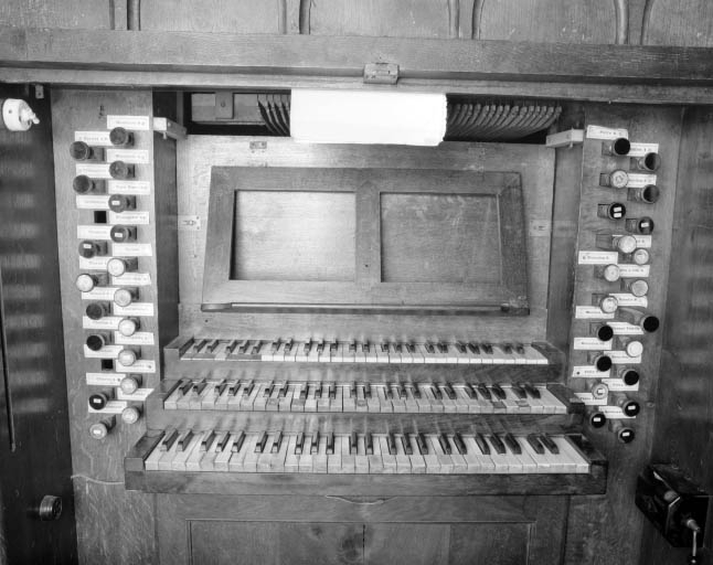 Console. © Jérôme Mongreville / Région Bourgogne-Franche-Comté, Inventaire du patrimoine - 1985