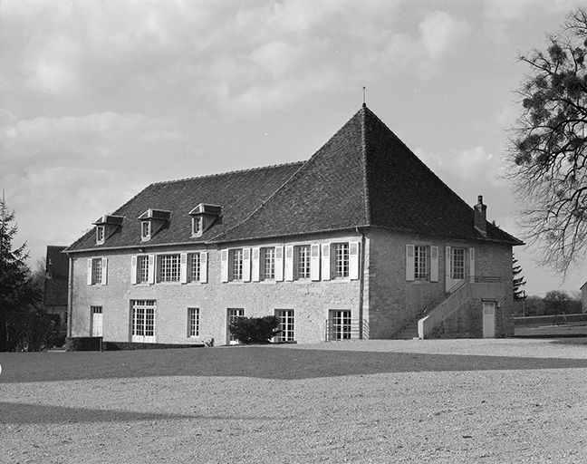 L'ancienne orangerie. © Jérôme Mongreville / Région Bourgogne-Franche-Comté, Inventaire du patrimoine - 1985