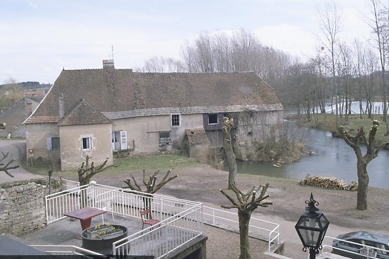 Vue d'ensemble. © Yves Sancey / Région Bourgogne-Franche-Comté, Inventaire du patrimoine - 1985