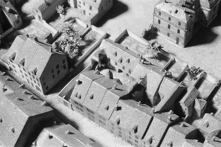 Hôtel de l'Intendance, 1823-1826. Extrait du plan-relief de 1823-1826, par R.G.I. Wild, échelle 1:1000 (conservé au Musée historique du Vieux Montbéliard). © Yves Sancey / Région Bourgogne-Franche-Comté, Inventaire du patrimoine - 1986