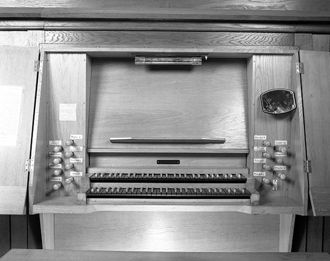 Console vue de face. © Jérôme Mongreville / Région Bourgogne-Franche-Comté, Inventaire du patrimoine - 1986