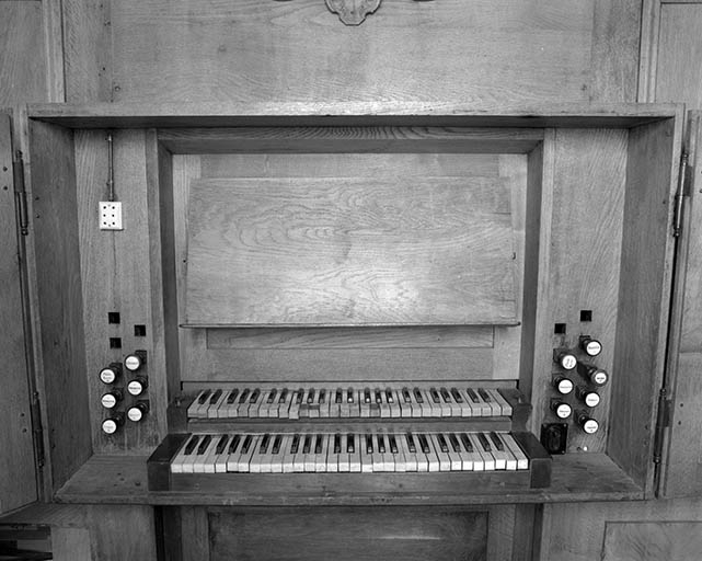 Console vue de face. © Jérôme Mongreville / Région Bourgogne-Franche-Comté, Inventaire du patrimoine - 1986