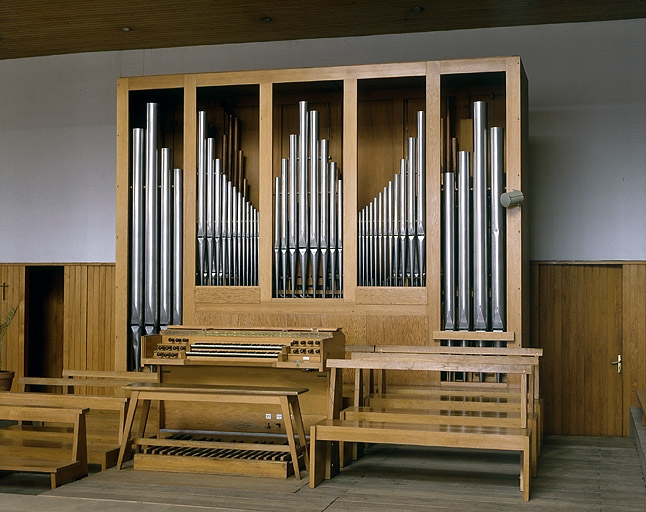 Vue générale de trois quarts droit. © Jérôme Mongreville / Région Bourgogne-Franche-Comté, Inventaire du patrimoine - 1986