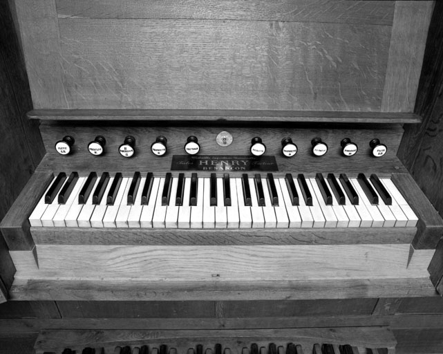 Détail du clavier. © Jérôme Mongreville / Région Bourgogne-Franche-Comté, Inventaire du patrimoine - 1986
