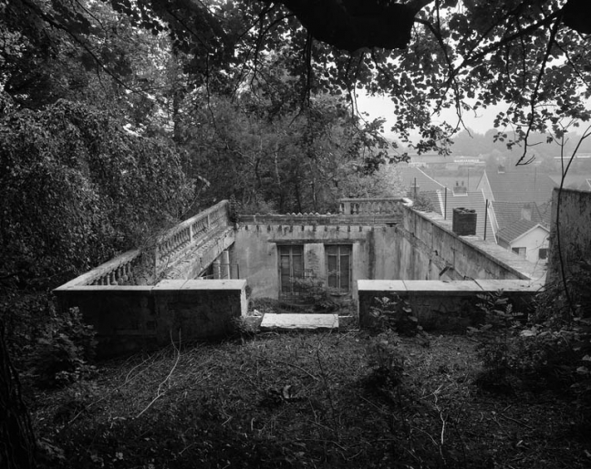 Vue de la terrasse de l'orangerie. © Yves Sancey / Région Bourgogne-Franche-Comté, Inventaire du patrimoine - 1986