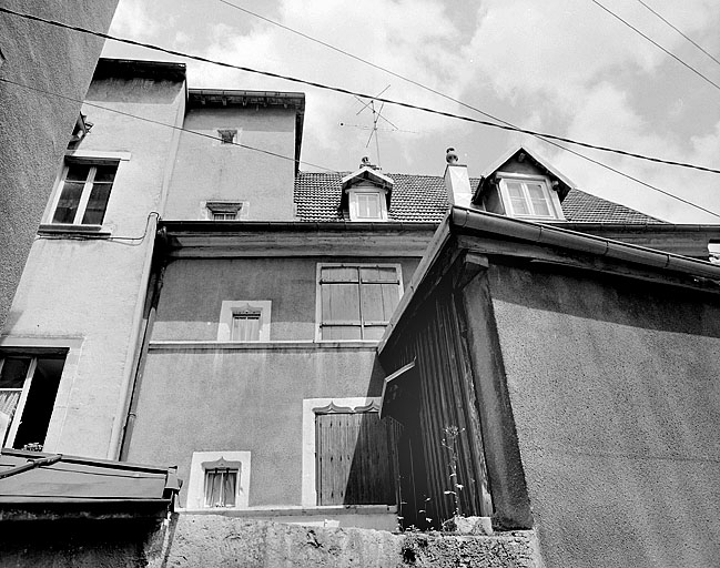 Maison 2, passage de la Fleur. Première moitié 16e siècle. © Jérôme Mongreville / Région Bourgogne-Franche-Comté, Inventaire du patrimoine - 1987
