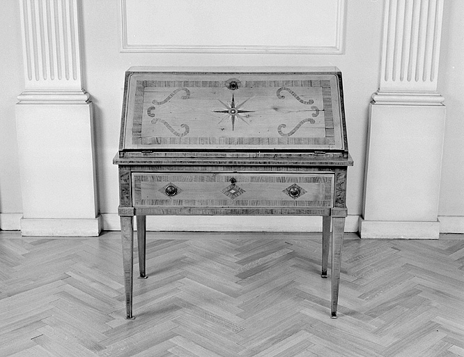 Vue d'ensemble, face. © Jérôme Mongreville / Région Bourgogne-Franche-Comté, Inventaire du patrimoine - 1987