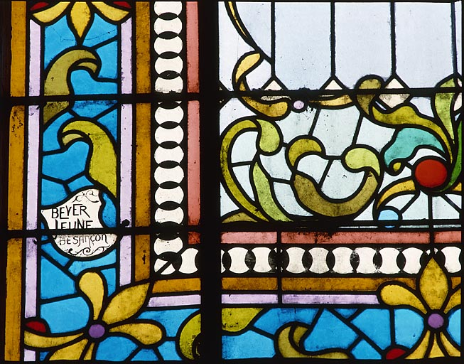 Détail : signature Beyer Jeune sur fond bleu. © Yves Sancey / Région Bourgogne-Franche-Comté, Inventaire du patrimoine - 1987