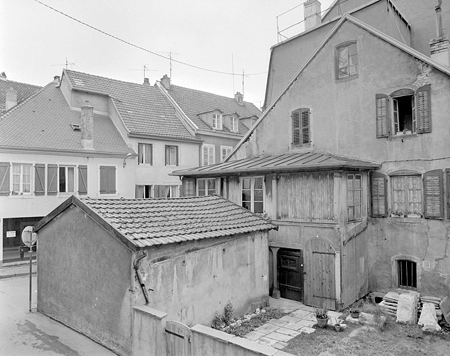 Galerie. © Jérôme Mongreville / Région Bourgogne-Franche-Comté, Inventaire du patrimoine - 1987