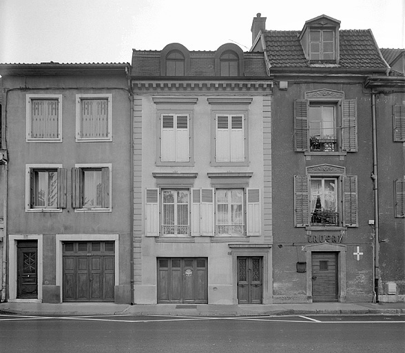Maison 55, rue du Faubourg. Vers 1830-1840. © Jérôme Mongreville / Région Bourgogne-Franche-Comté, Inventaire du patrimoine - 1987