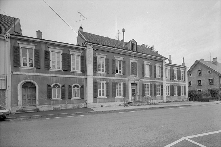 Façade sur rue. © Jérôme Mongreville / Région Bourgogne-Franche-Comté, Inventaire du patrimoine - 1987