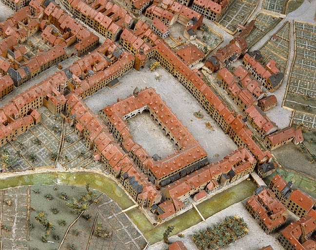 Quartier des Halles, 1823-1826. Extrait du plan-relief de 1823-1826, par R.G.I. Wild, échelle 1:1000 (conservé au Musée historique du Vieux Montbéliard). © Jérôme Mongreville / Région Bourgogne-Franche-Comté, Inventaire du patrimoine - 1988 Quartier des Halles, 1823-1826. Extrait du plan-relief de 1823-1826, par R.G.I. Wild, échelle 1:1000 (conservé au Musée historique du Vieux Montbéliard). © Jérôme Mongreville / Région Bourgogne-Franche-Comté, Inventaire du patrimoine - 1988