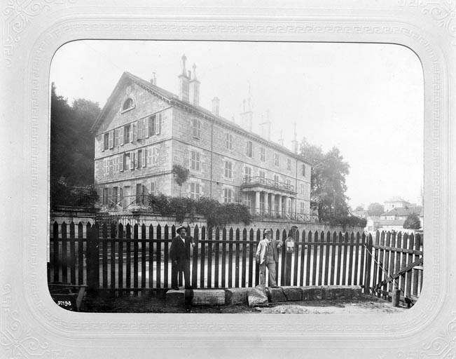 La Gérance vue de trois quarts gauche, à la fin du 19e siècle. © Yves  Sancey (reproduction), De Jongh Frères / Région Bourgogne-Franche-Comté, Inventaire du patrimoine - 1988 La Gérance vue de trois quarts gauche, à la fin du 19e siècle. © Yves  Sancey (reproduction), De Jongh Frères / Région Bourgogne-Franche-Comté, Inventaire du patrimoine - 1988