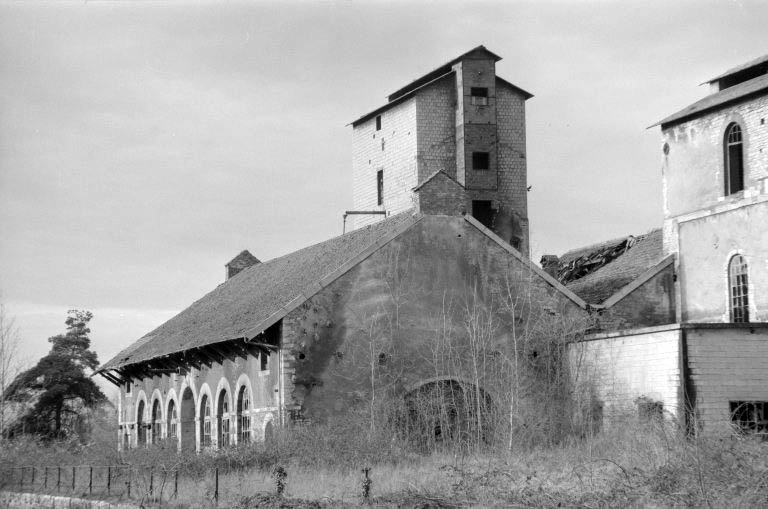 Atelier de fabrication : halle de coulée (e3) vue de l'est. © Laurent Poupard / Région Bourgogne-Franche-Comté, Inventaire du patrimoine - 1988