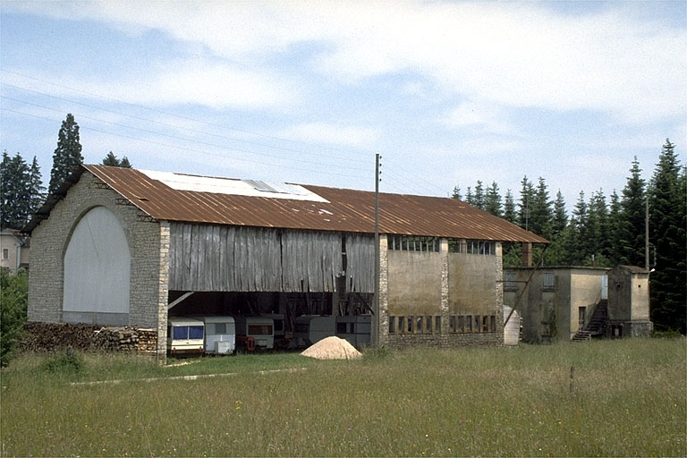 Atelier de fabrication (D). © Laurent Poupard / Région Bourgogne-Franche-Comté, Inventaire du patrimoine - 1988