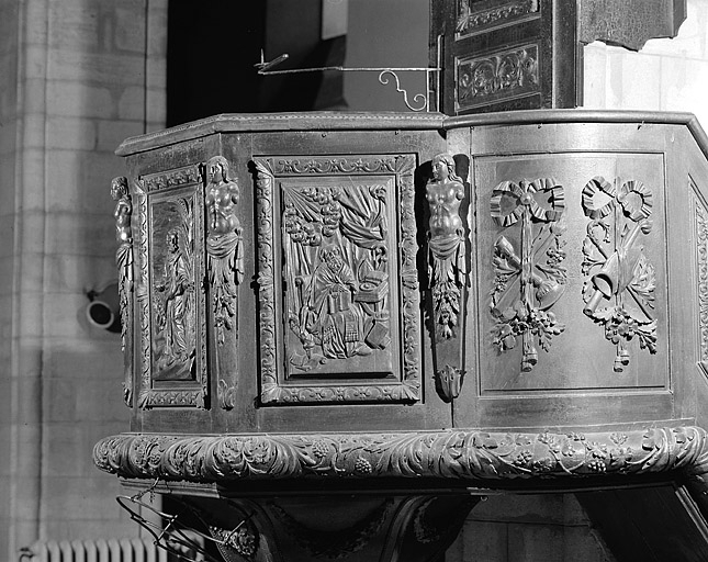 Saint Ambroise ou saint Augustin. © Yves Sancey / Région Bourgogne-Franche-Comté, Inventaire du patrimoine - 1988