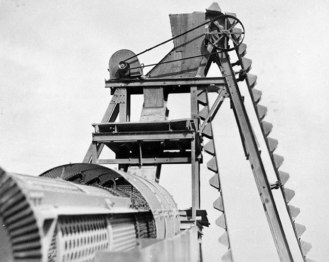 Le trommel. © Yves  Sancey (reproduction) / Région Bourgogne-Franche-Comté, Inventaire du patrimoine - 1989