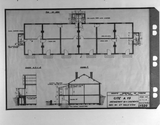 Société Générale de Fonderie. Usine de Belvoye. Jura. Cité A.19. Aménagement de 4 logements avec WC et salle d'eau. © Yves Sancey / Région Bourgogne-Franche-Comté, Inventaire du patrimoine - 1989