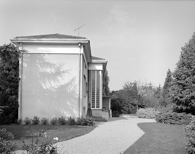 Face latérale gauche. © Yves Sancey / Région Bourgogne-Franche-Comté, Inventaire du patrimoine - 1989