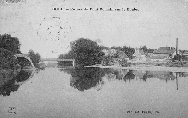 Dole. - Ruines du Pont Romain sur le Doubs. © Laurent  Poupard (reproduction) / Région Bourgogne-Franche-Comté, Inventaire du patrimoine - 1989