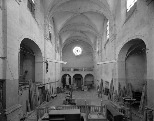 Chapelle : intérieur, nef depuis le choeur avec chapelles latérales. © Yves Sancey / Région Bourgogne-Franche-Comté, Inventaire du patrimoine - 1989