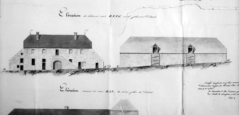 Logement patronal (B) et halle à charbon (C) en 1827 : élévation antérieure. © Yves Sancey / Région Bourgogne-Franche-Comté, Inventaire du patrimoine - 1990 Logement patronal (B) et halle à charbon (C) en 1827 : élévation antérieure. © Yves Sancey / Région Bourgogne-Franche-Comté, Inventaire du patrimoine - 1990
