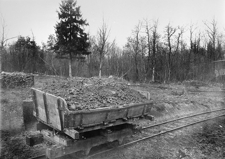 Wagonnet " girafe ". © Jérôme  Mongreville (reproduction), Charnotet / Région Bourgogne-Franche-Comté, Inventaire du patrimoine - 1990 Wagonnet " girafe ". © Jérôme  Mongreville (reproduction), Charnotet / Région Bourgogne-Franche-Comté, Inventaire du patrimoine - 1990