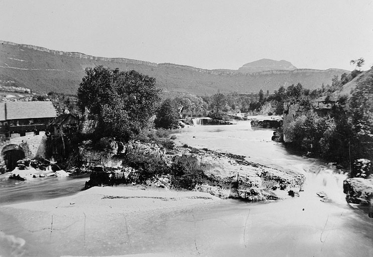 La Bienne en amont de la scierie. © Jérôme  Mongreville (reproduction) / Région Bourgogne-Franche-Comté, Inventaire du patrimoine - 1990