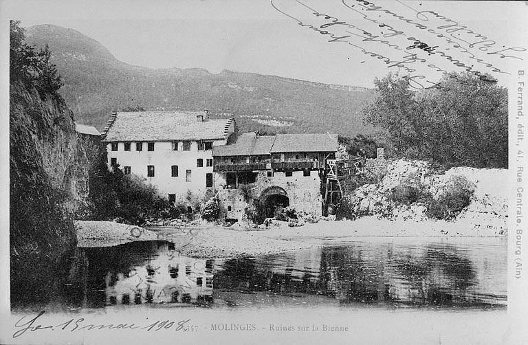 Molinges. - Ruines sur la Bienne. © Jérôme  Mongreville (reproduction) / Région Bourgogne-Franche-Comté, Inventaire du patrimoine - 1990